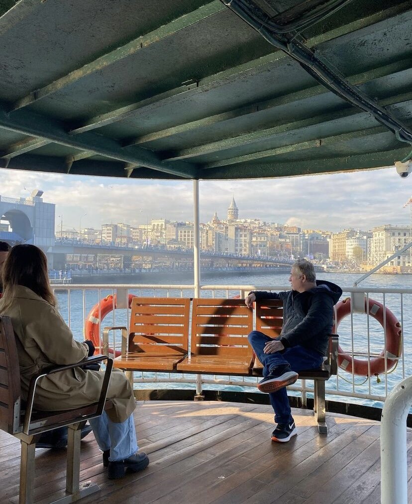Паром Karaköy-Kadıköy