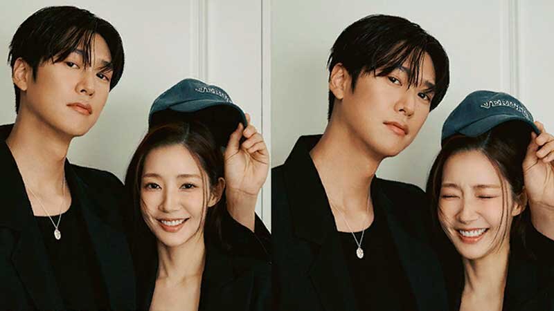 Табло выход. Психолог замуж. Невеста с кольцом на пальце. Замуж прикол. Открытка выйти замуж.