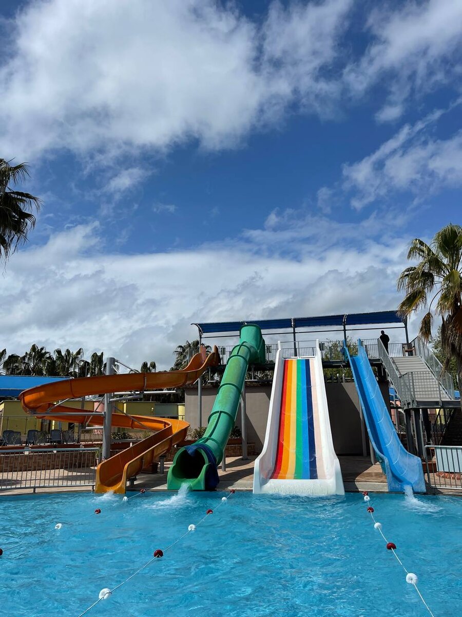 Лес арт резорт дорохово. Отель яхонты подмосковный ногинск. Пансионат икша минфин. Санаторий икша подмосковье. Царьград отель подмосковье серпухов.