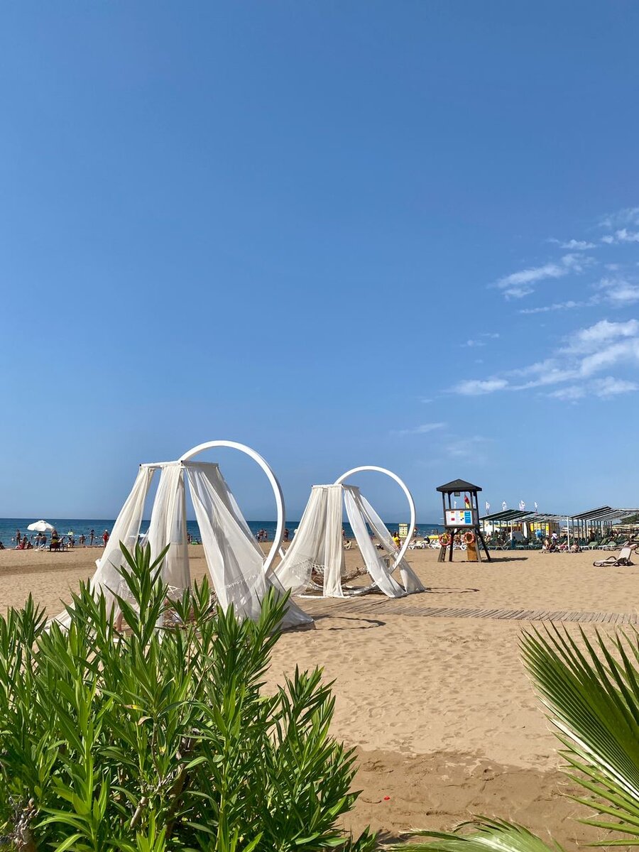 Домик у моря. Пляж джемете анапа. Мальдивы anantara dhigu. Мальдивы, океан, пальмы, бунгало. Пляж.