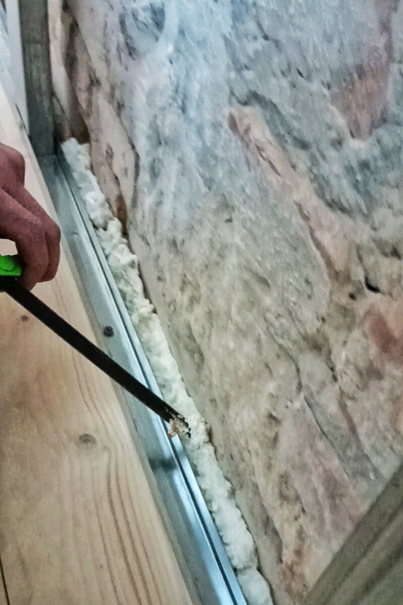 Дверной сделать в гипсокартоне. Арка из гипсокартона межкомнатная. Каркас из профилей для дверного проема. Перегородка из профиля. Арка из гипсокартона своими руками.