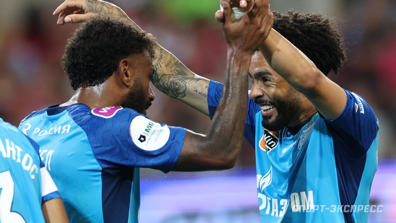    Вендел и Клаудиньо.Александр Федоров