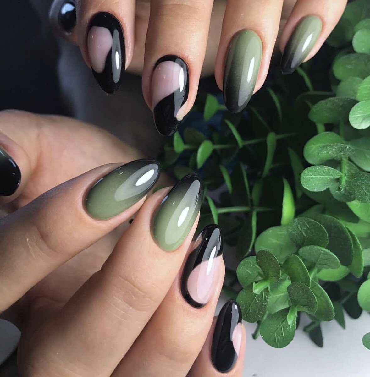 маникюр хаки. оливковый мвогвый маник. маникюр цвета хаки. оливковый маникюр фото. маникюр оливкового цвета.