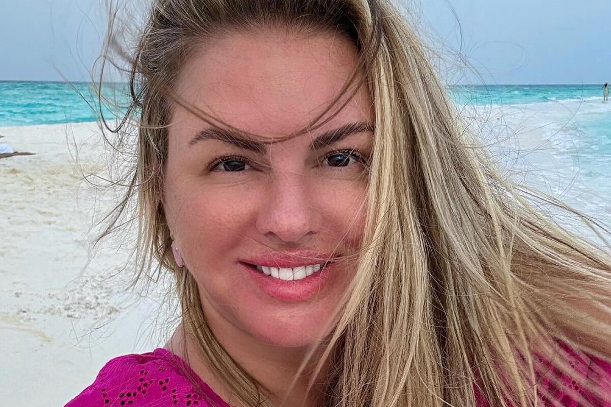 никогда не рассказывай парню что умеешь. рассказать словами о женщине. никогда не рассказывай парню что умеешь. статусы про любимых мужчин. никогда не рассказывай людям о своих проблемах.