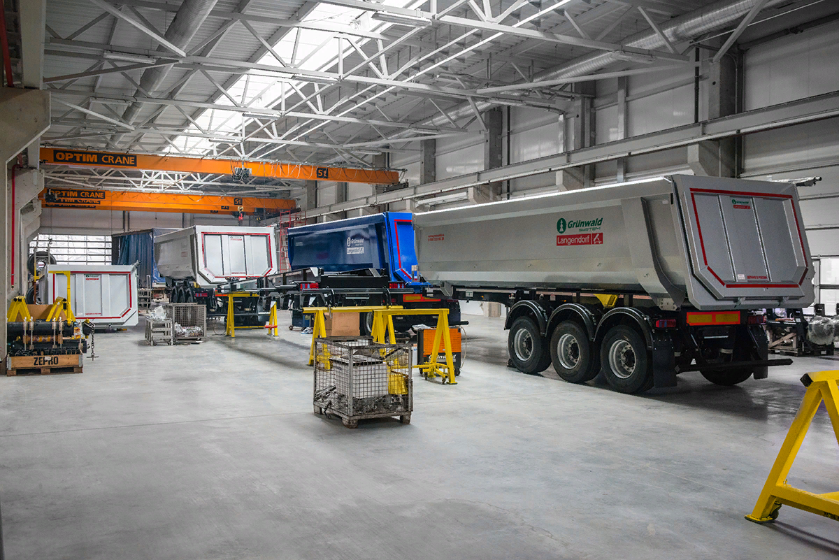 Каркас для полуприцепов, строительство полуприцепов, перевозка агротехнического оборудования