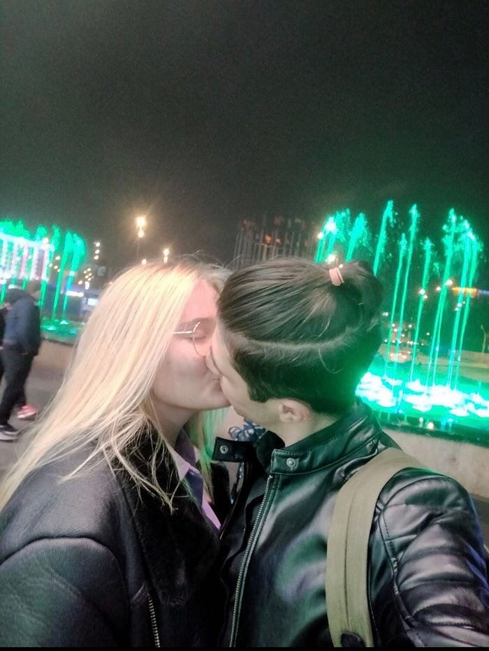 It специалист. It программист. Ведущий программист. Прическа программиста. Ведущий инженер.