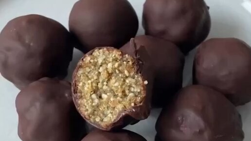 Конфетки из семечек. Конфеты круглые с семечками. Конфеты из семечек подсолнуха. Рецепт конфет из семечек. Рецепт конфет из семечек.