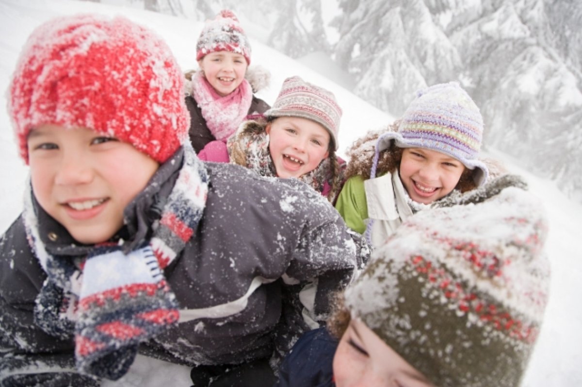    Тепло ль тебе?