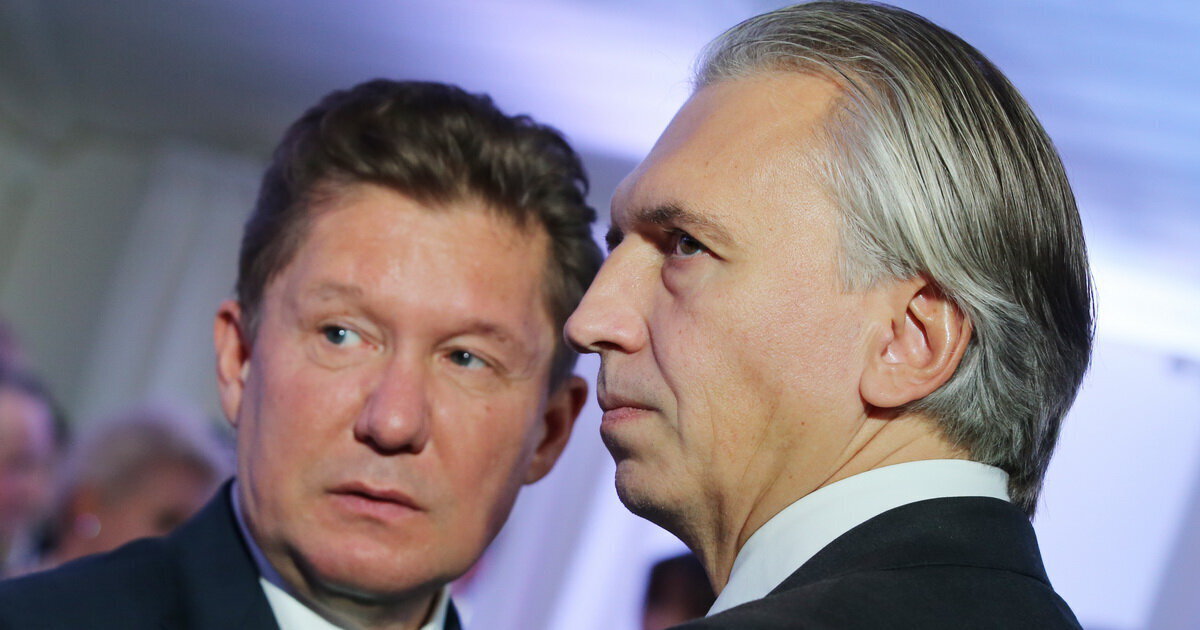 Представители Газпрома в российском футболе - Алексей Миллер и Александр Дюков