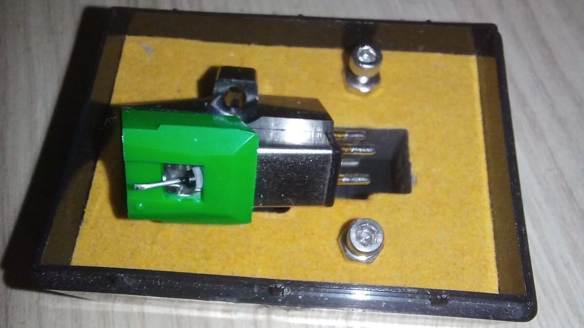 Вот такую предложил мне бесплатно Андрей, привет тебе