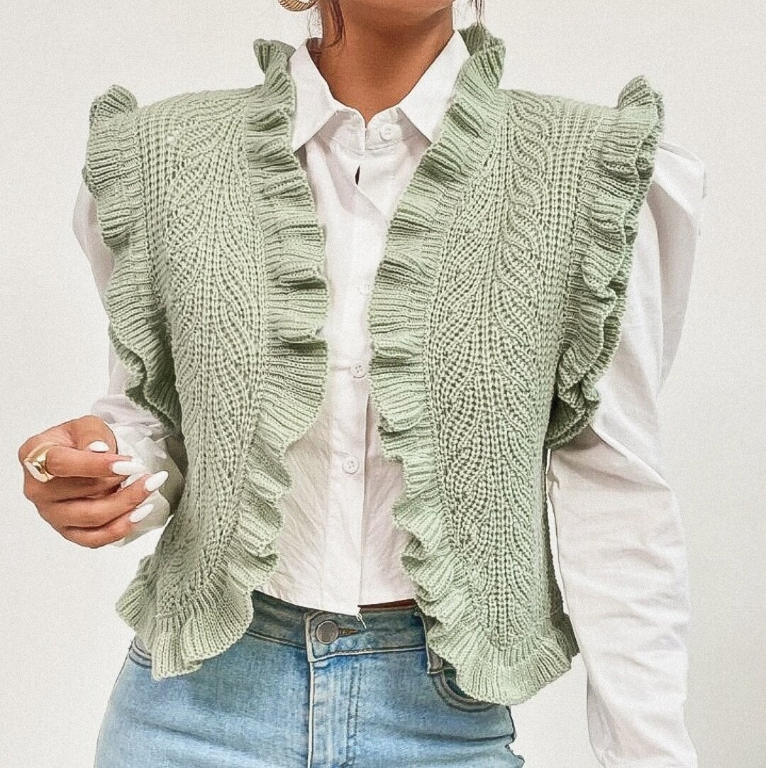 вязание женской безрукавки размер 46 спицами с описанием и схемами. длинный жилет крючком для женщин схемы и описание бесплатно. связать жилет женский спицами для начинающих 44 размер. безрукавка женская вязаная спицами схема. вязать безрукавки для начинающих.