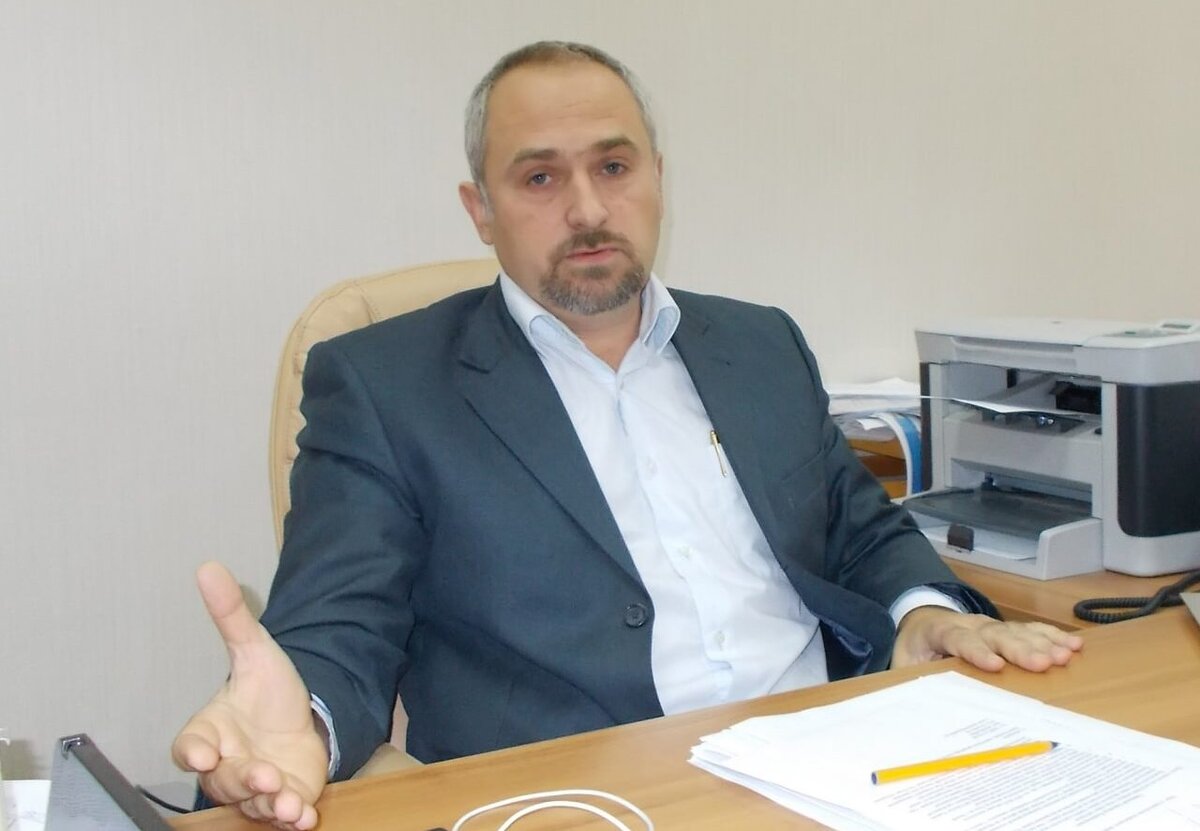 Генеральный директор самара. Профессор еникеев уролог. Генеральный директор межрегионгаз самара. Смирнов михаил межрегионгаз самара. Сергиенко александр витальевич тольятти жигулевская долина.