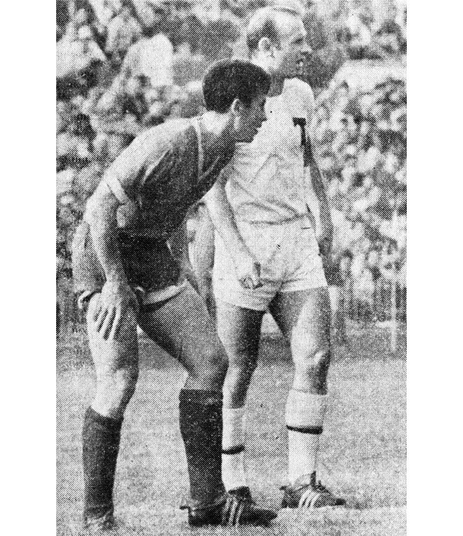 Матч 1942 на стадионе динамо. Матч 1942 на стадионе динамо. Киевское динамо против фашистов. 31 мая 1942 футбольный матч в блокадном ленинграде. Блокадный матч 1942 в ленинграде.