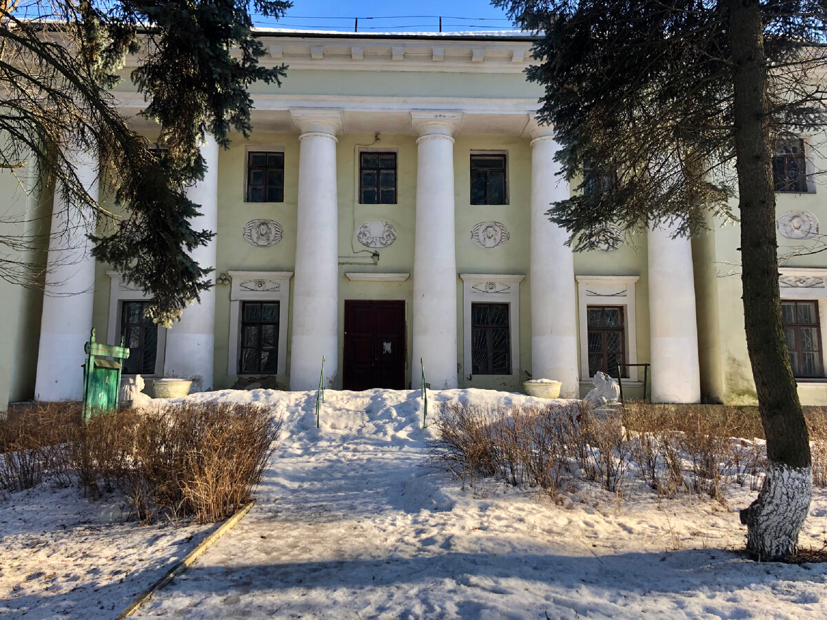 Вайтран дом теплых ветров. Поместье формации геншин импакт. Остров ясиори геншин поместье формации. Подземелье поместье формации. Подземелье долина воспоминаний геншин.