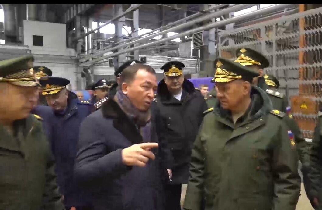 Работа не ждет. Открытки удачи на собеседование. Планы на понедельник шутки. Работа на волк в лес не убежит. Работа ждать не будет.