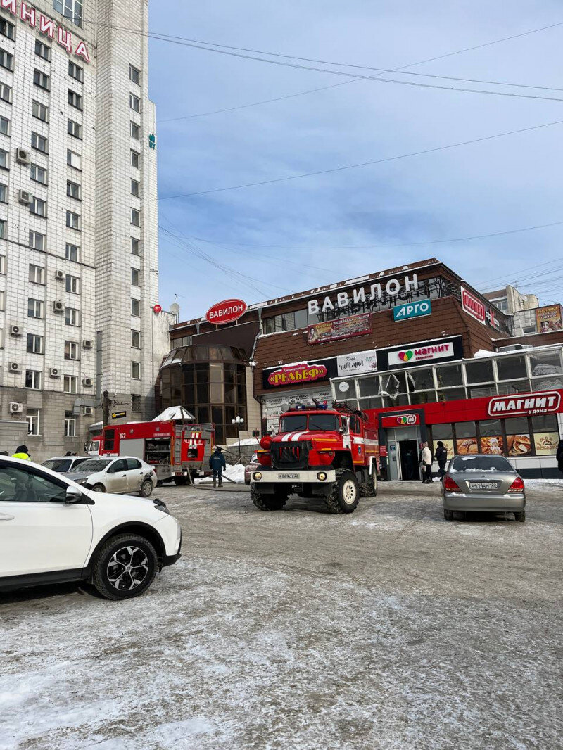 В центре Барнаула в торговом центре произошел пожар | Алтапресс — news |  Дзен