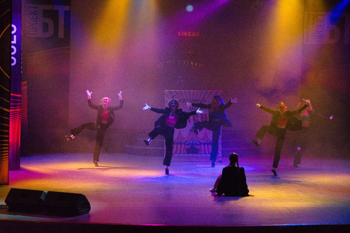 валерия заика танцы на тнт. танцы на тнт. полуфинал первого сезона танцы. танцы 4. финалисты танцы на тнт 7.