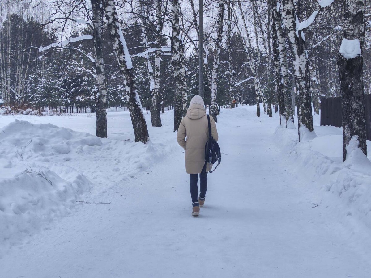 Пдд для дошкольников на автобус. Дорожные ситуации ловушки. Навстречу друг другу автобус. Задачи на движение 4 класс. Задачи на движение навстречу друг.