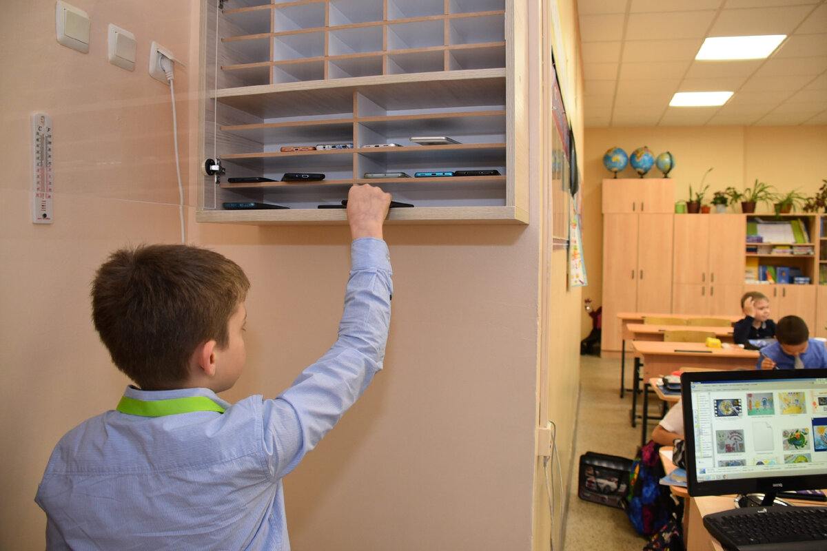 фз об ограничении курения табака. 2013 об ограничении курения. федеральный закон о запрете использования. закон о курении. ограничение применения специальных средств.