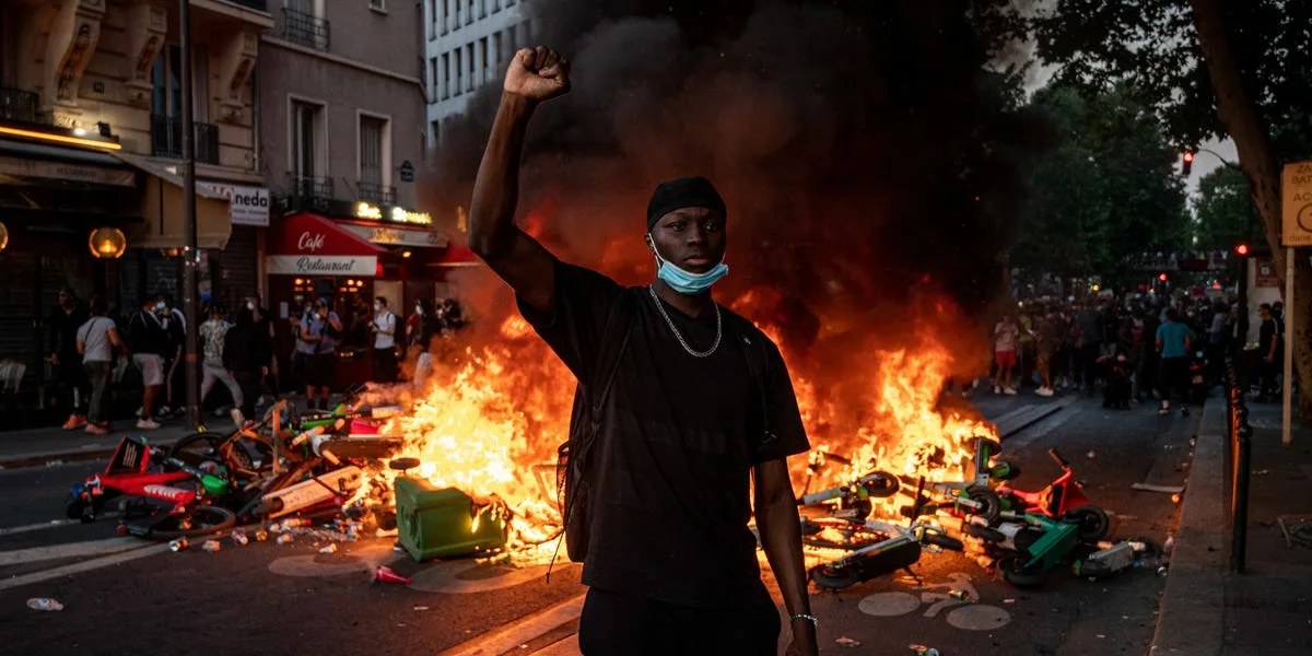 "увидеть париж и умереть" 1992 васильева. Село париж. Видел париж. Увидеть париж. Видел париж.