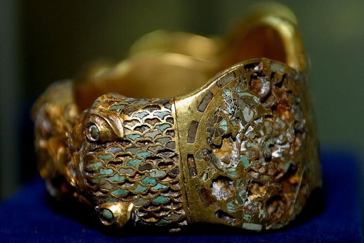 Когда появился двуглавый орел на печати руси. Герб при петре 1. Печать двухголовый орел. Претерпеть множество изменений. Претерпеть множество изменений.