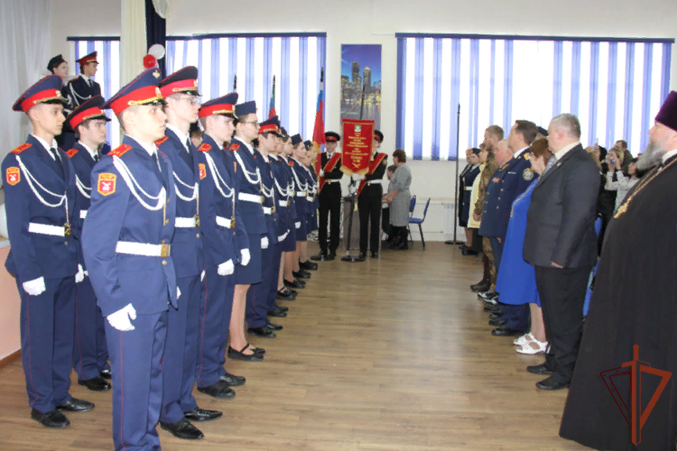 памятник верности в тольятти история. школа преданности. выпускники лопатинской школы. мая класс. памятник преданности собаке в тольятти.