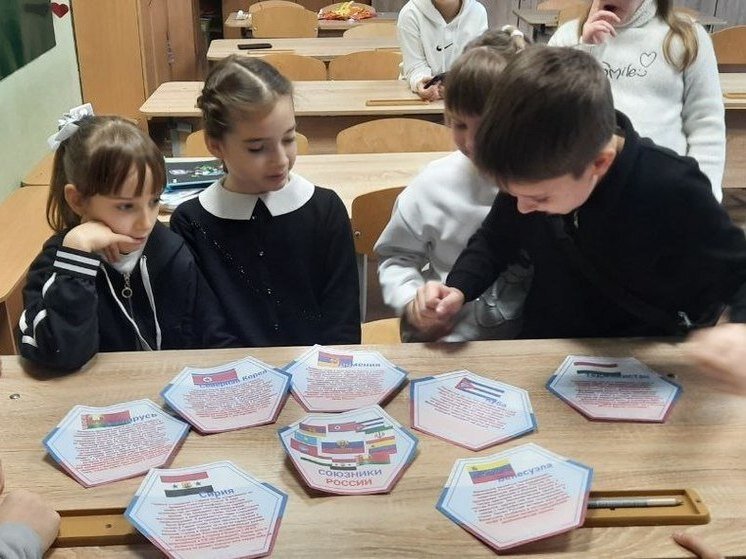 классный час разговор о важном. разговоры о важном методические рекомендации. разговоры о важном минпросвещения. разговоры о важном внеурочная деятельность программа. разговоры о важном логотип.