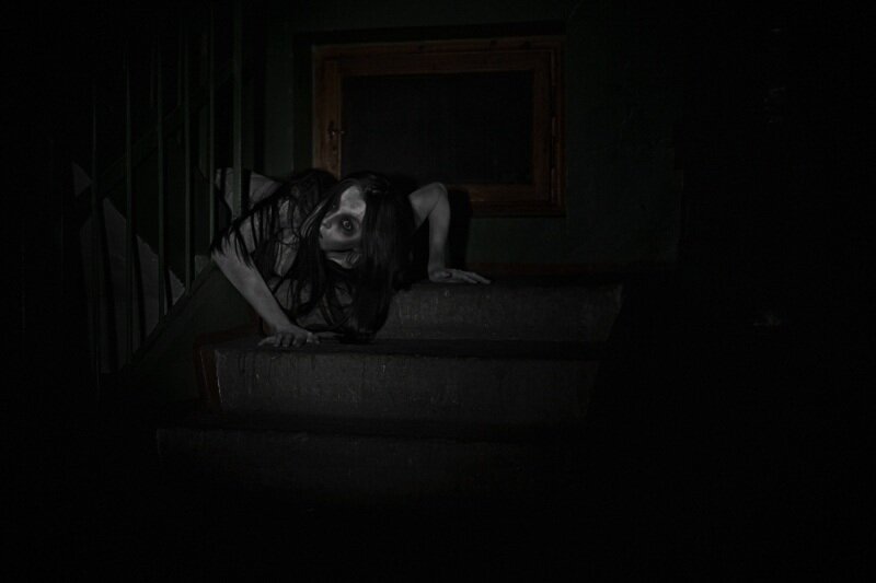 спокойной ночи страшные. паранормальные существа. и гаснет свет короткометражка 2013. слендер в лесу в реальной жизни. самые страшные монстры в реальной жизни.