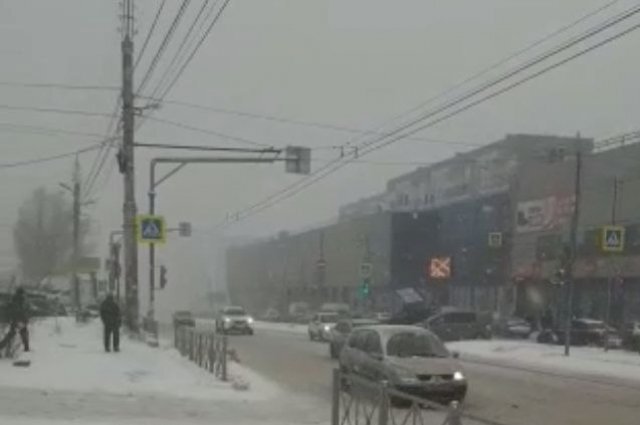    Почему во время метели пропадает связь?