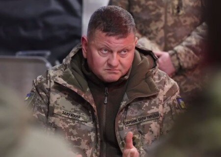    Агония или давление западных партнёров. Интрига вокруг отставки Залужного сохраняется