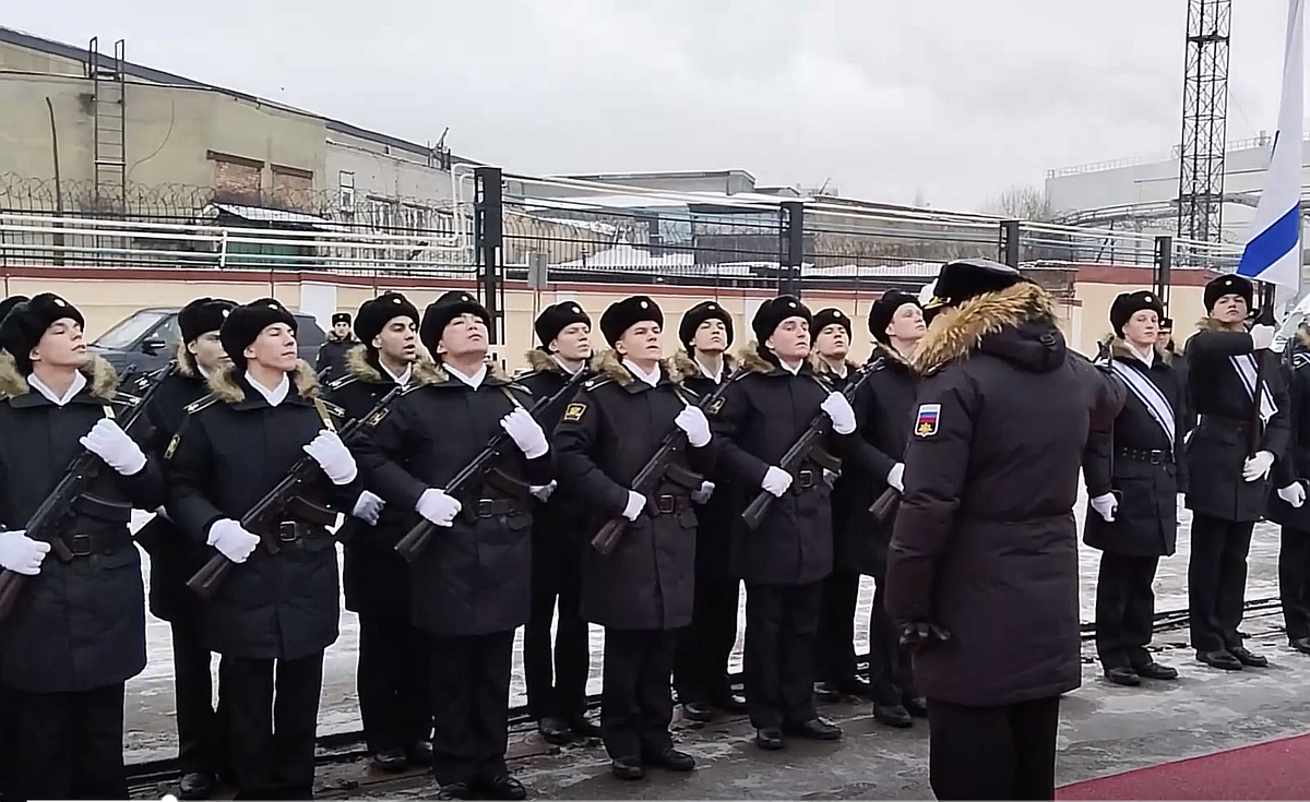 Адмиралтейские верфи санкт-петербург. Логотип ао адмиралтейские верфи. Балтийский завод санкт-петербург. Наб реки фонтанки адмиралтейские верфи. Адмиралтейские верфи кадры.