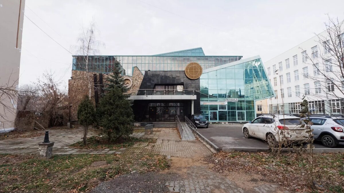     На его месте будет возведен бизнес-центр.