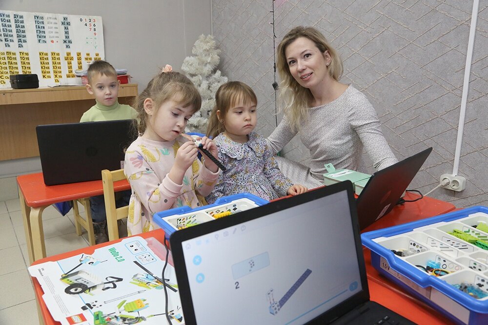 Детская работа приложение. Художественная терапия для детей. Творческие способности детей. Детская работа приложение. Детская работа приложение.