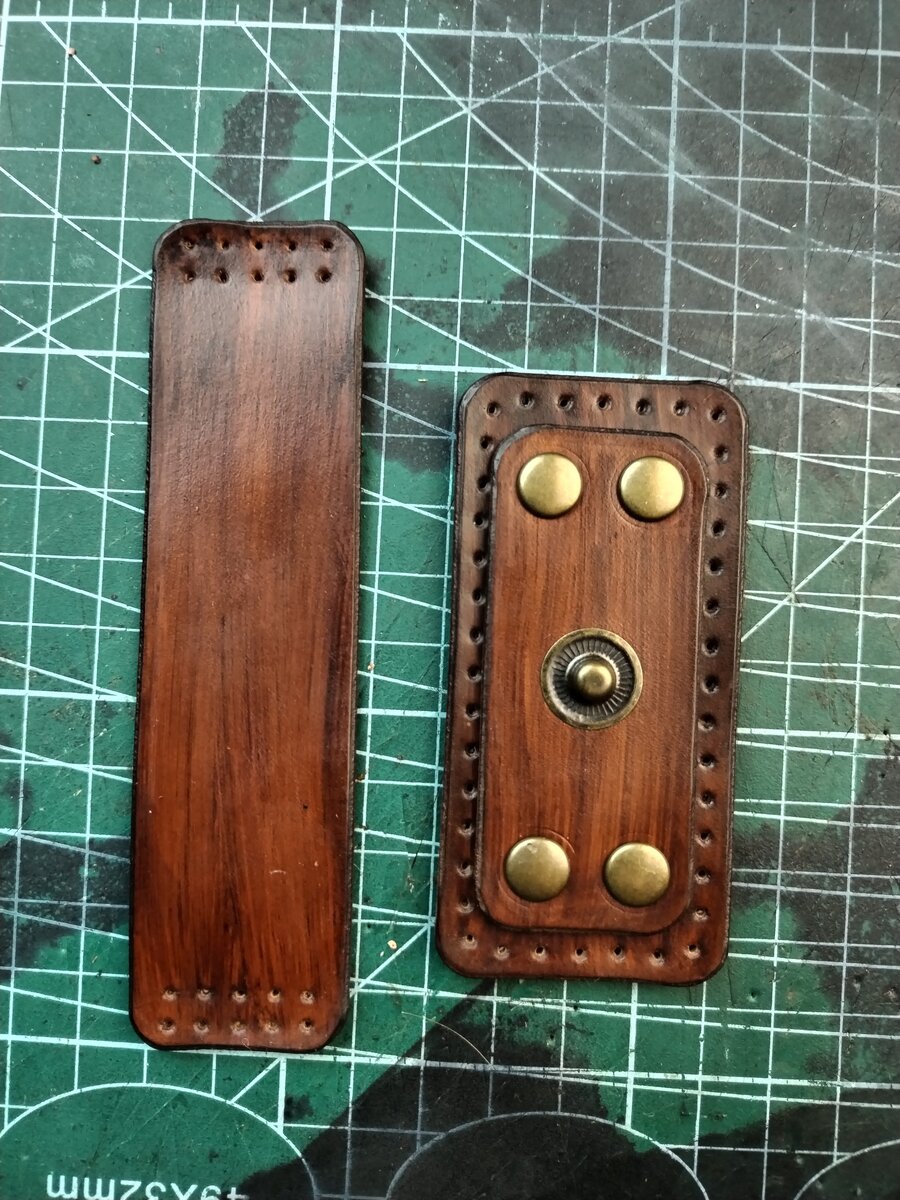 На палке отмечены поперечные линии. Задача на рулон обоев. 5 кусков это сколько. Решение задач на сплавы. Кусок мыла граммы.