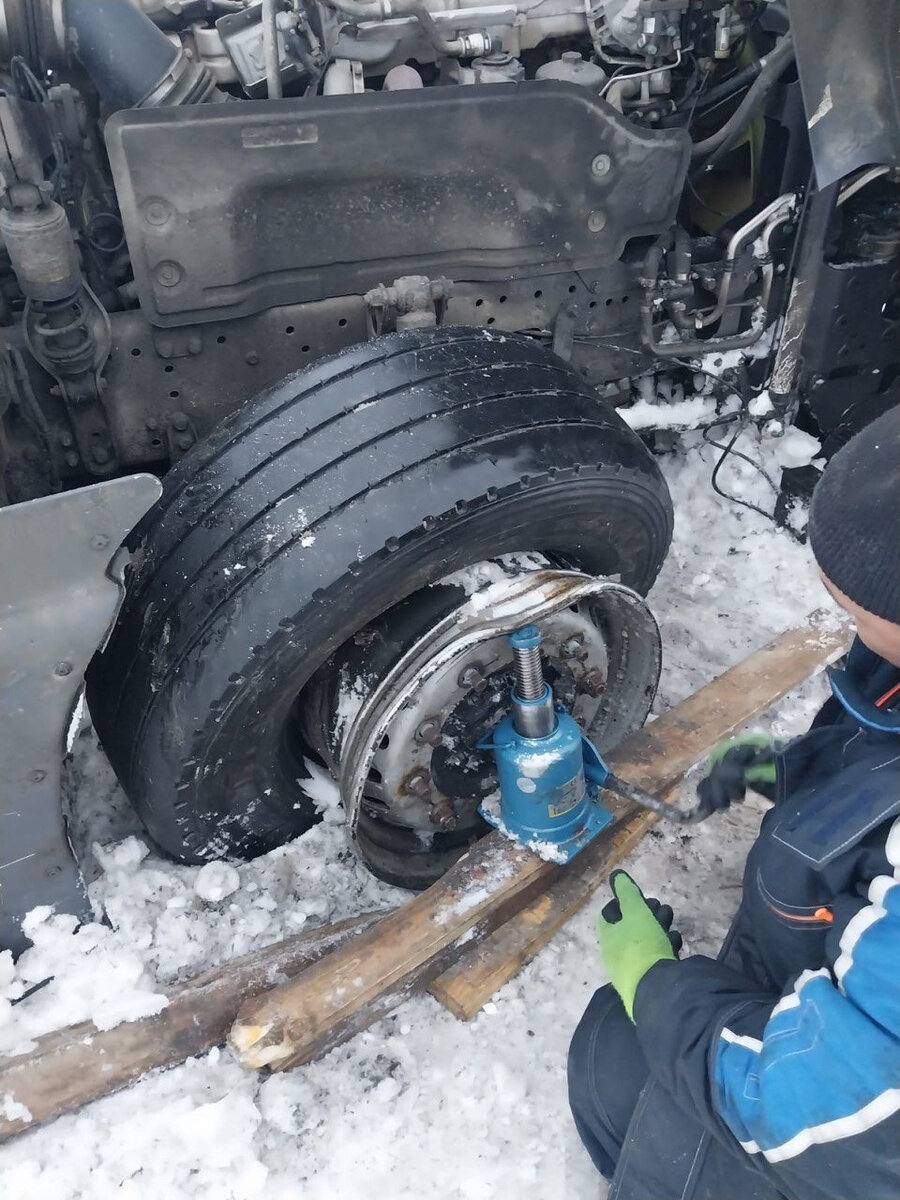 В чью страховую обращаться при дтп пострадавшему. При дтп в чью страховую. Порядок действий при наезде транспортного средства на человека. При дтп в чью страховую. Схема действий при дтп.