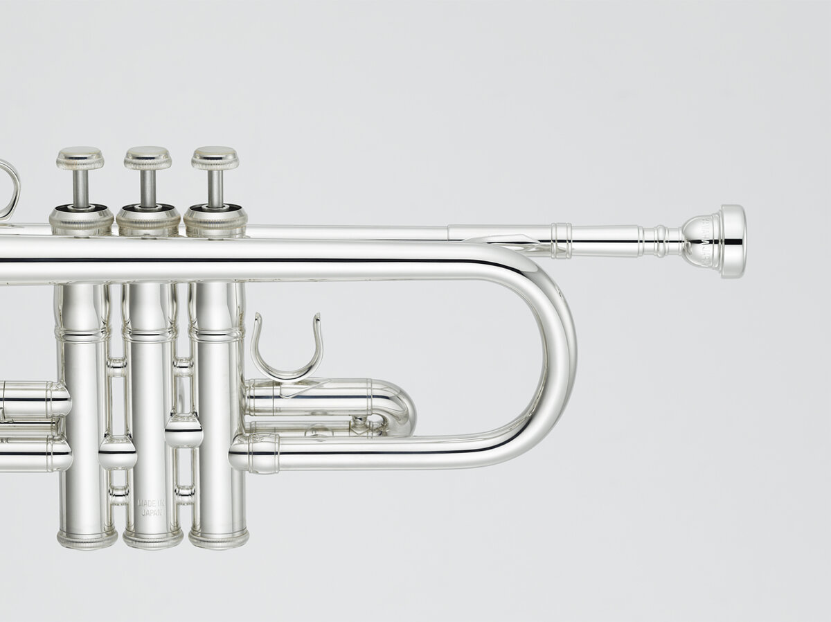 Труба с мундштуком