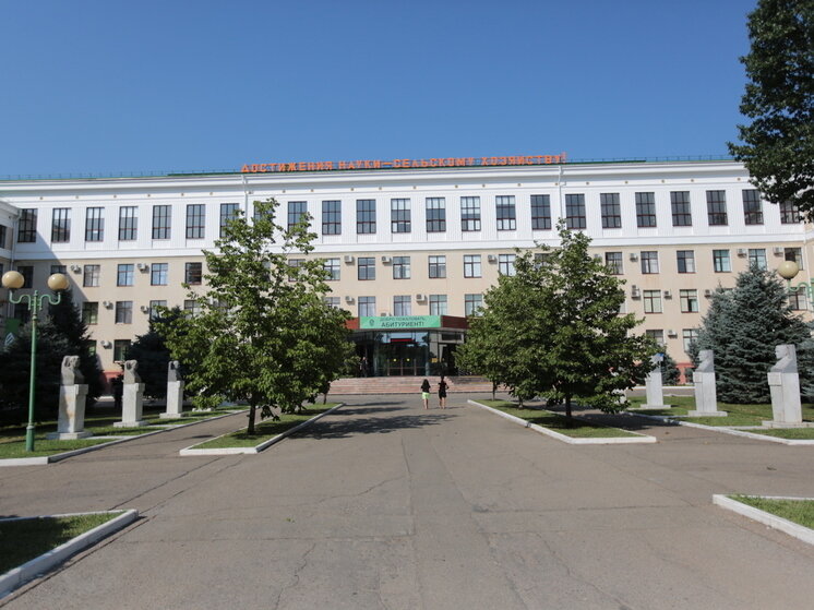 Если вы увидите туалет во сне не пользуйтесь это ловушка. Самый честный человек. Друг который тебя использует. Цените искренность и доверие. Не используйте никогда.