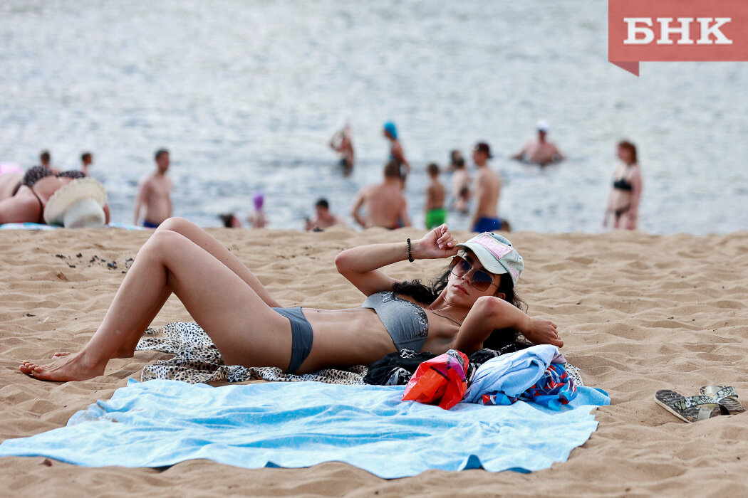 Отозвать сотрудника из отпуска. Работник и работодатель картинки. Работник заболел во время отпуска. Сотрудник не берет отпуск. Сотрудник не берет отпуск.