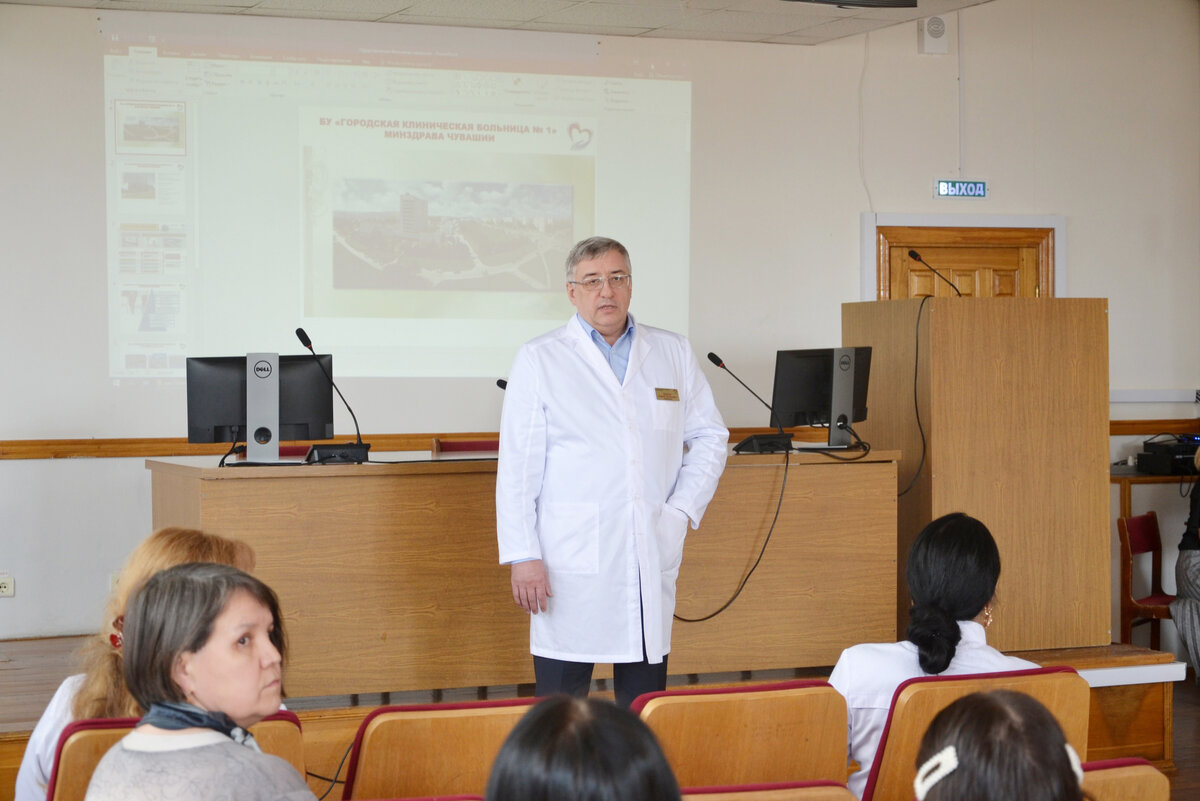 вакансии больницы чебоксары. первая горбольница чебоксары. медицинский. больница чебоксары зала. врачи чувашии.