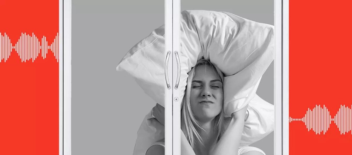 Вызывать ли полицию на шумных соседей. Как бороться с шумными соседями снизу. Как вызвать полицию если шумят соседи ночью. Маска анонимность в подъезде. Шумные соседи полиция.