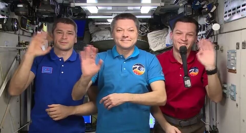 Гости приглашены на борт пиратской. Квест пираты сценарий для детей. Корабли на пергаменте. Гравюра морская тематика. Гости приглашены на борт пиратской.