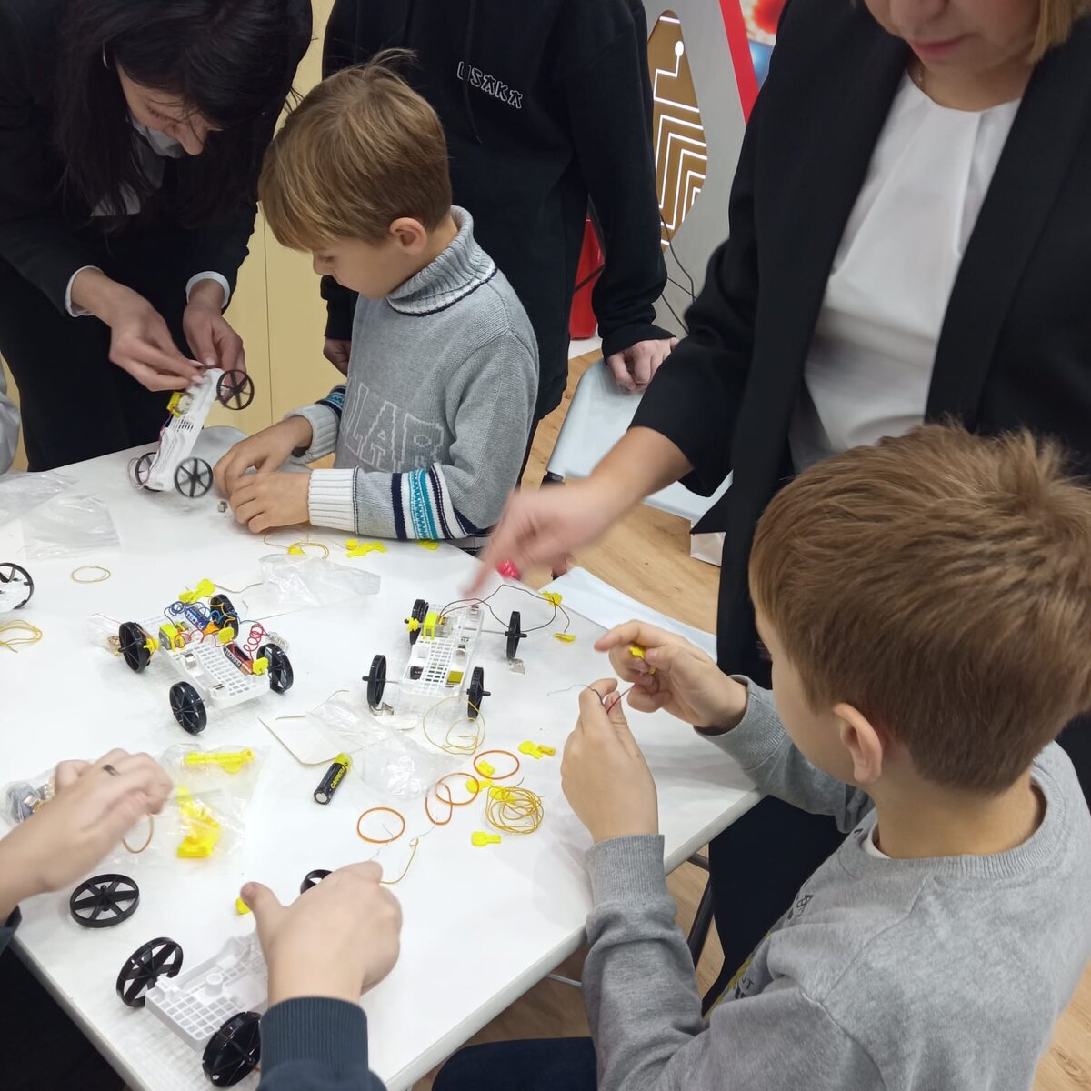 Закон о тишине спб 2022. Закон о тишине. Закон о шумных работах в московской области. Разрешённое время шумных работ в жилых домах. Закон о тишине в санкт-петербурге 2021.