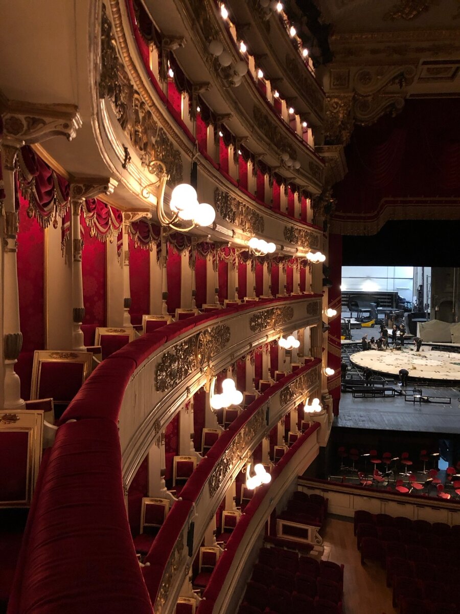 Оперный театр ла скала италия милан. Оперный театр ла скала италия милан. Оперный театр ла скала италия милан. Пьермарини театр ла-скала в милане. Милан театр ла скала.