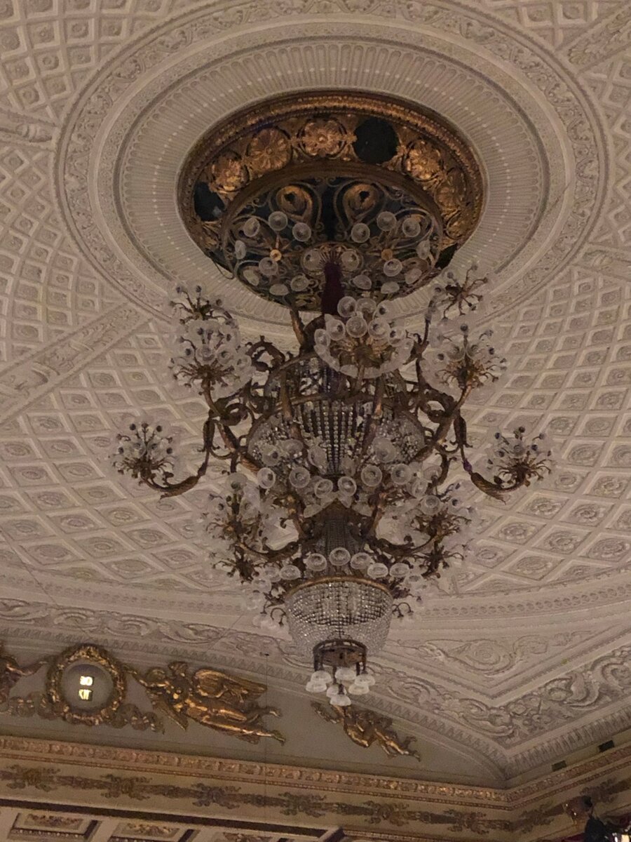 Wlm усилители. Подставки под тыловые колонки lg. Акустика wlm grand. Wlm la scala. Wlm la scala.