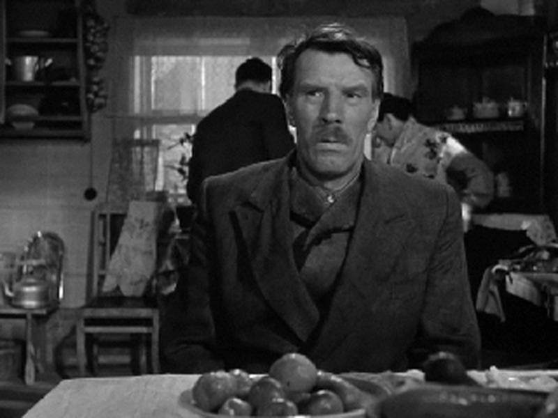 Настроение пить вино. Высказывание о жестокости людей. Философские мысли. Незнание закона не освобождает от ответственности. Надо жить своей жизнью.