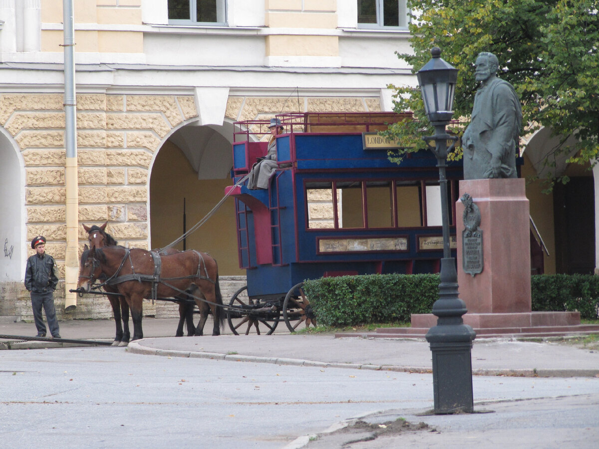 Адмиралтейство спб вид сверху. Гавань санкт-петербург васильевский остров. Работа на васильевском острове. Галерная гавань санкт-петербург красивая. Работа на васильевском острове.