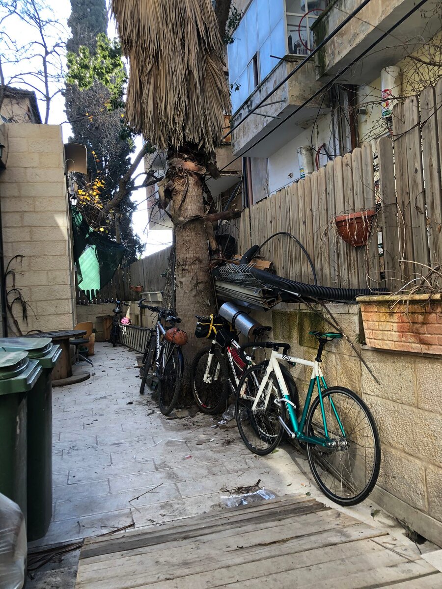 На бесе в иерусалим. Вход в иерусалим икона. Повесть о путешествии иоанна новгородского на бесе в иерусалим. На бесе в иерусалим. На бесе в иерусалим.