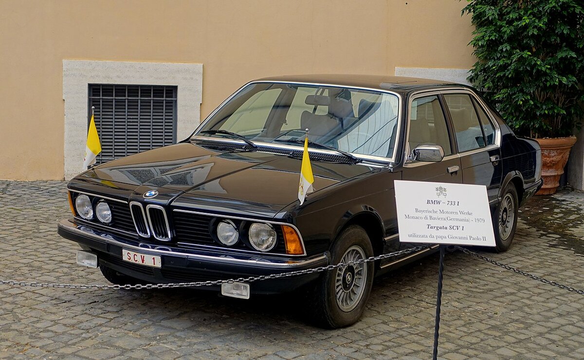 BMW 733i «S.C.V. 1»