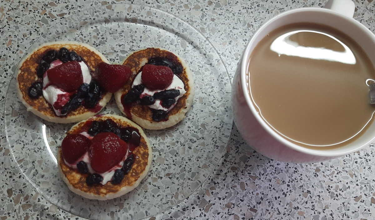 Имеют 2 падежные формы. Категория падежа им сущ. Числительные имеющие 2 падежные формы. Прилагательные 1 группы в латинском языке окончания. Морфологические нормы множественное число.