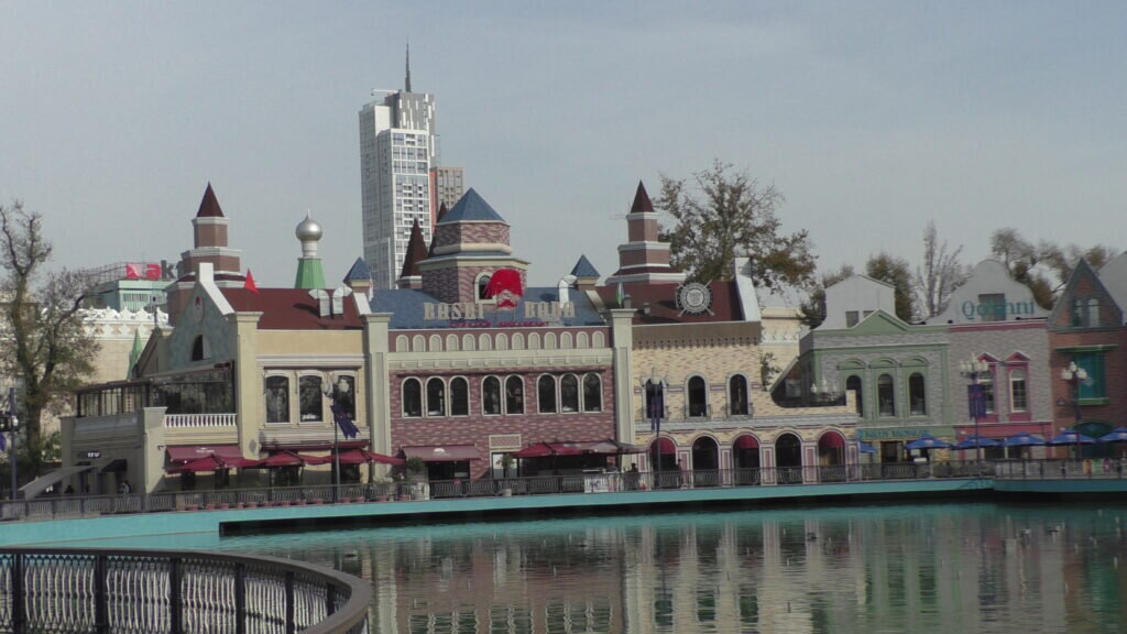 Итак город. Город итаки сша фото. Город итака штат нью-йорк. Итак город. Улицы октябрьского района новосибирска.